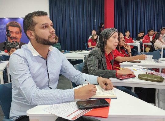 Educación en valores para el militante del PSUV